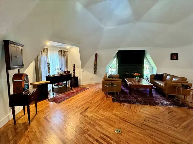 Listing Photo 31