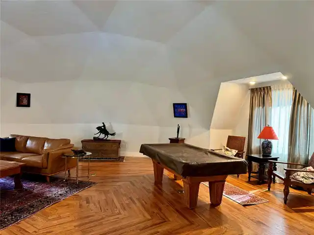 Listing Photo 38