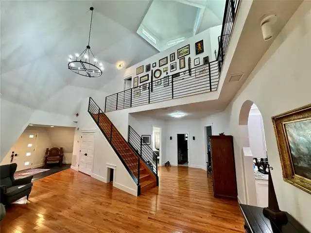 Listing Photo 42