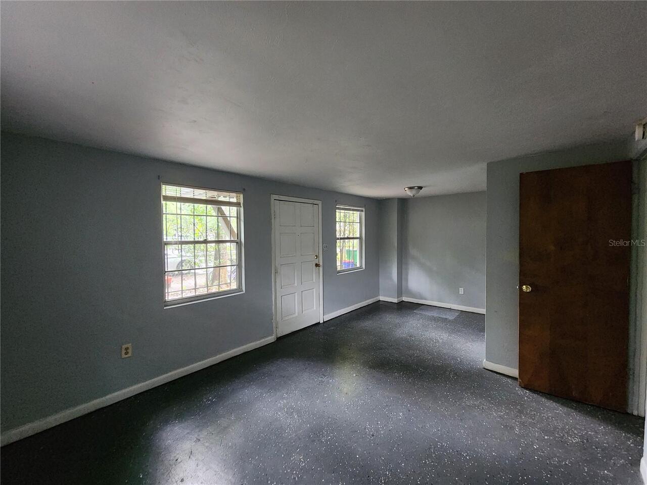 Listing Photo 6