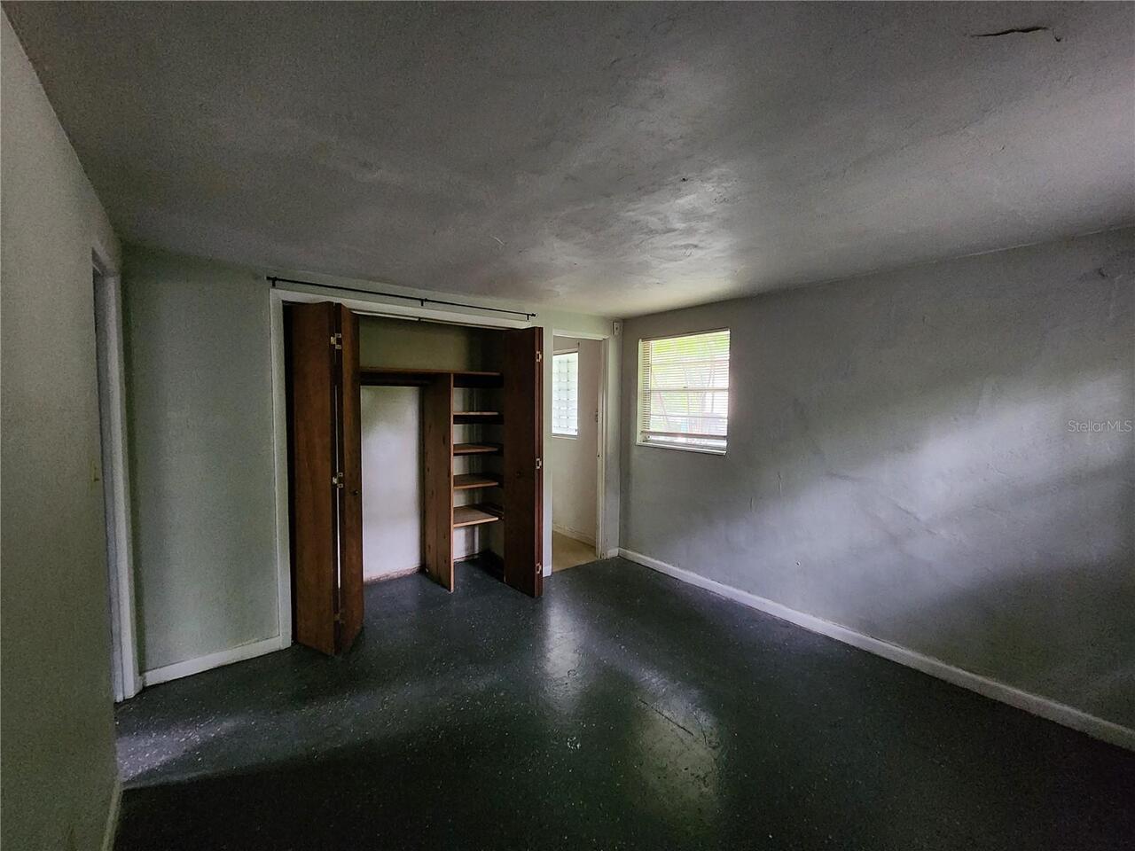 Listing Photo 9
