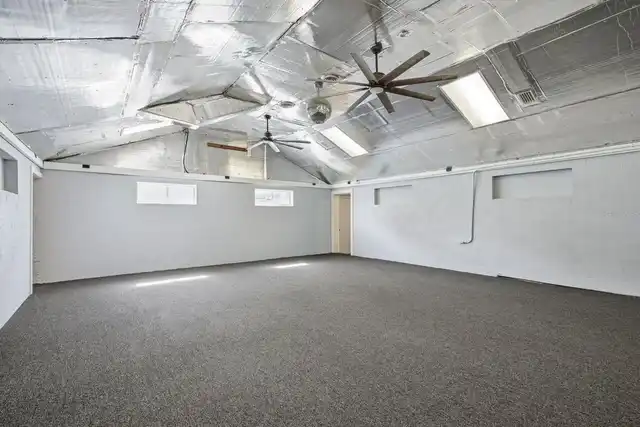 Listing Photo 21
