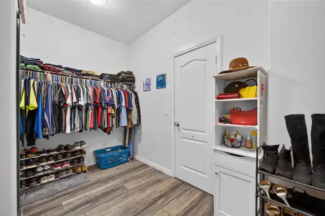 Listing Photo 24