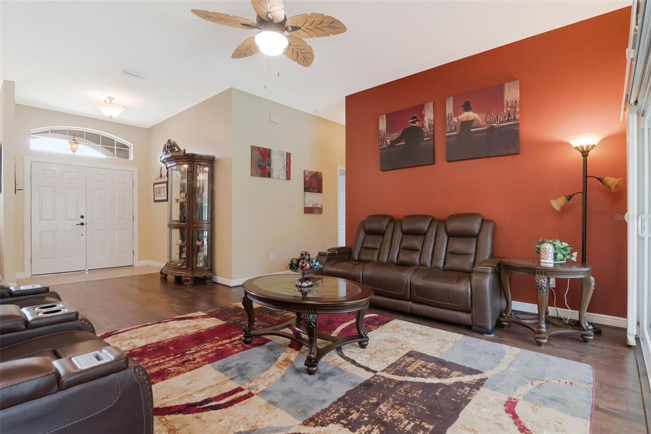 Listing Photo 9