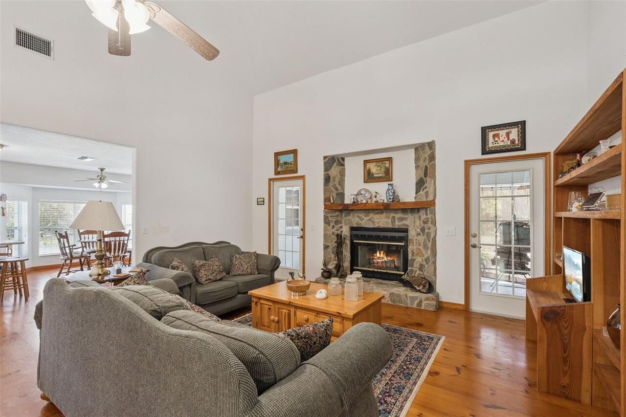 Listing Photo 7