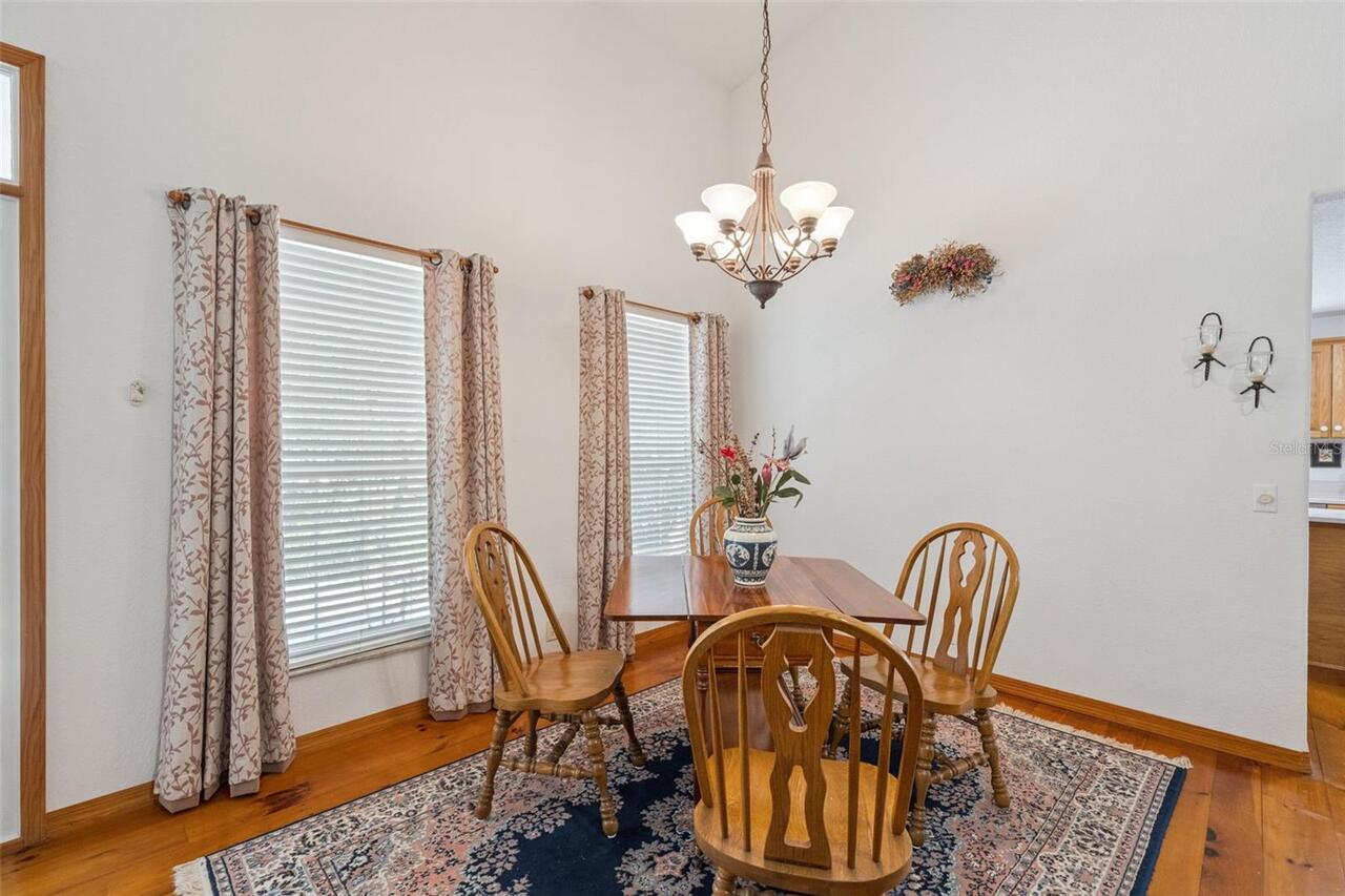 Listing Photo 10
