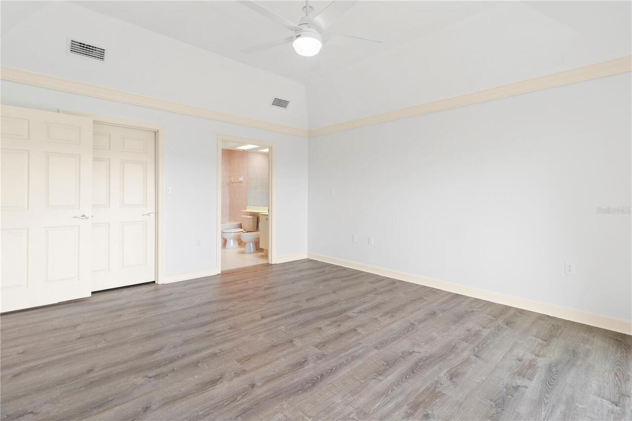 Listing Photo 33