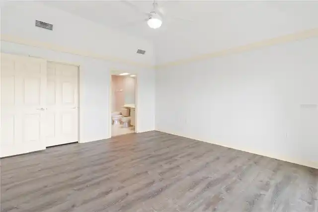 Listing Photo 33