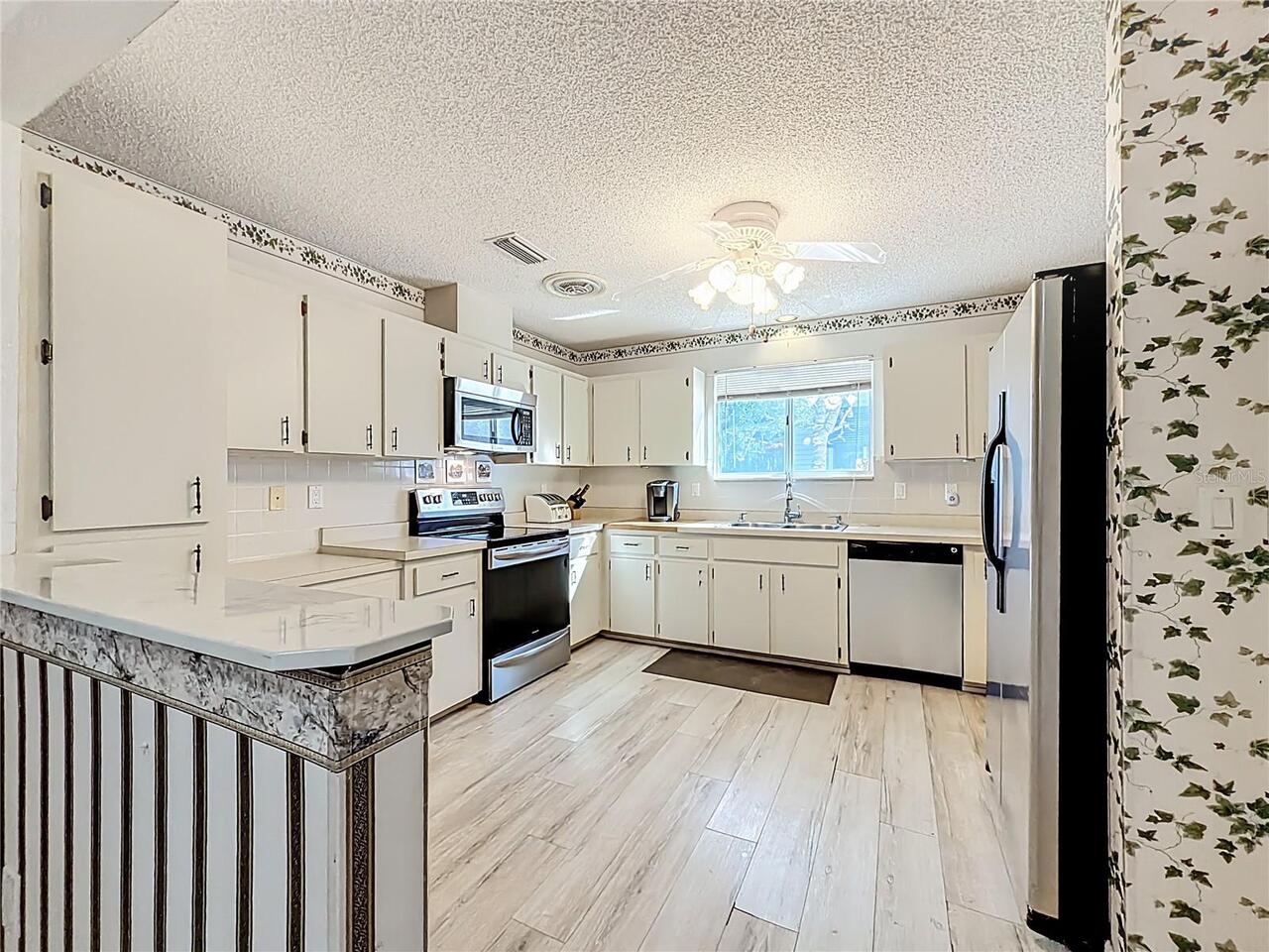 Listing Photo 13