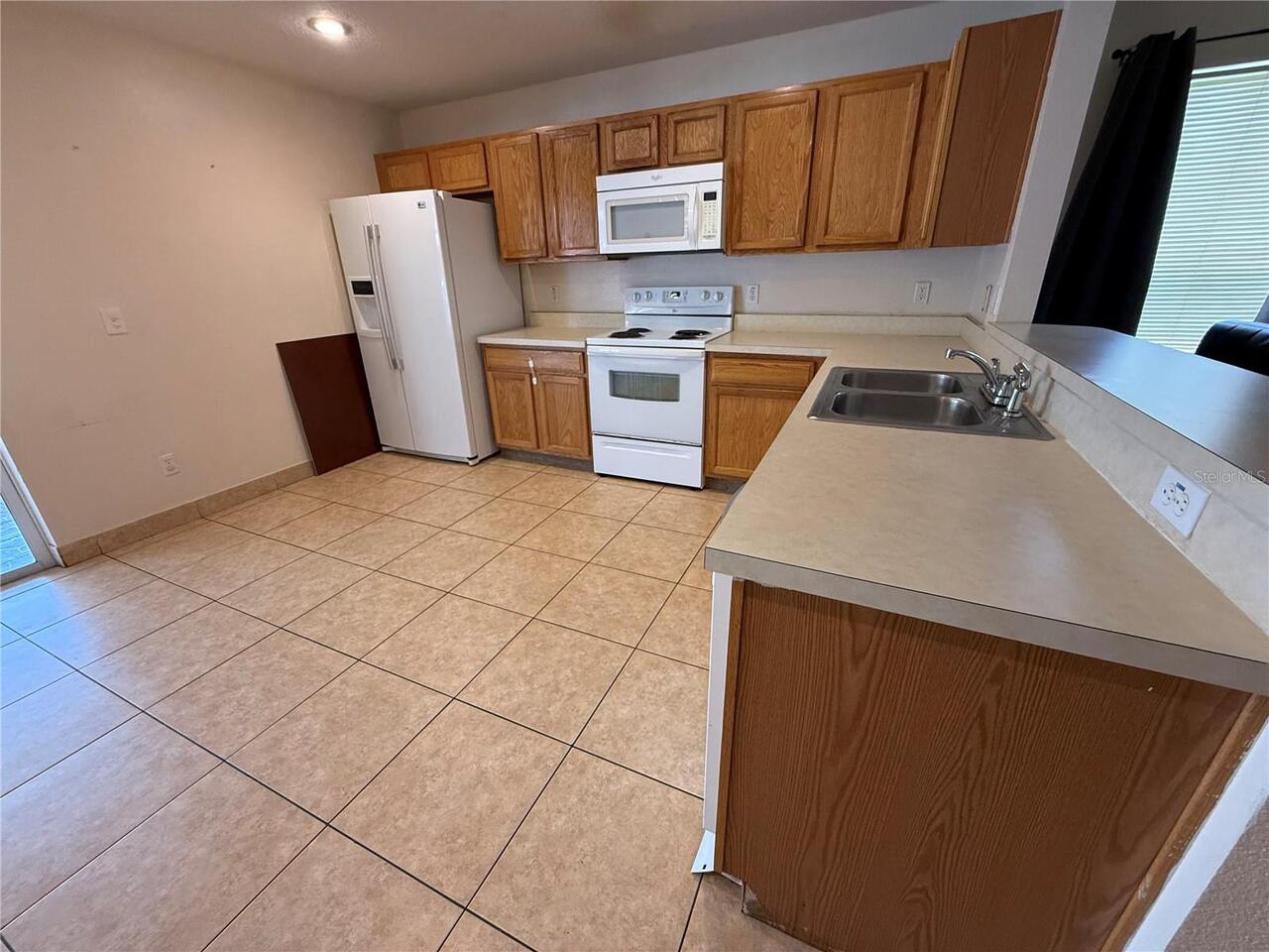 Listing Photo 11