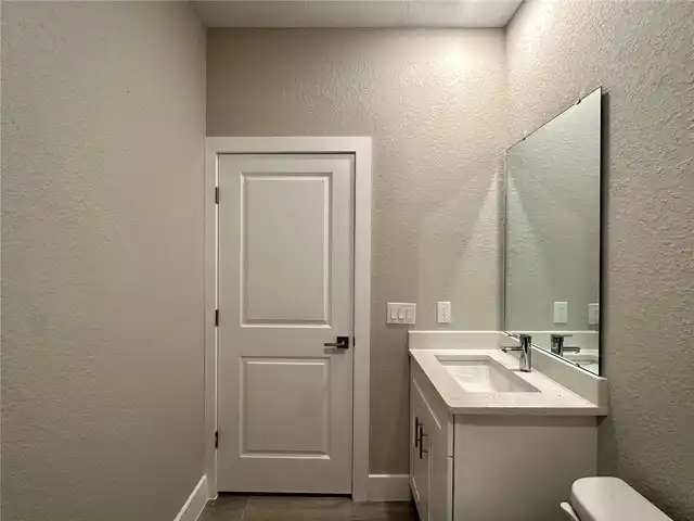 Listing Photo 28