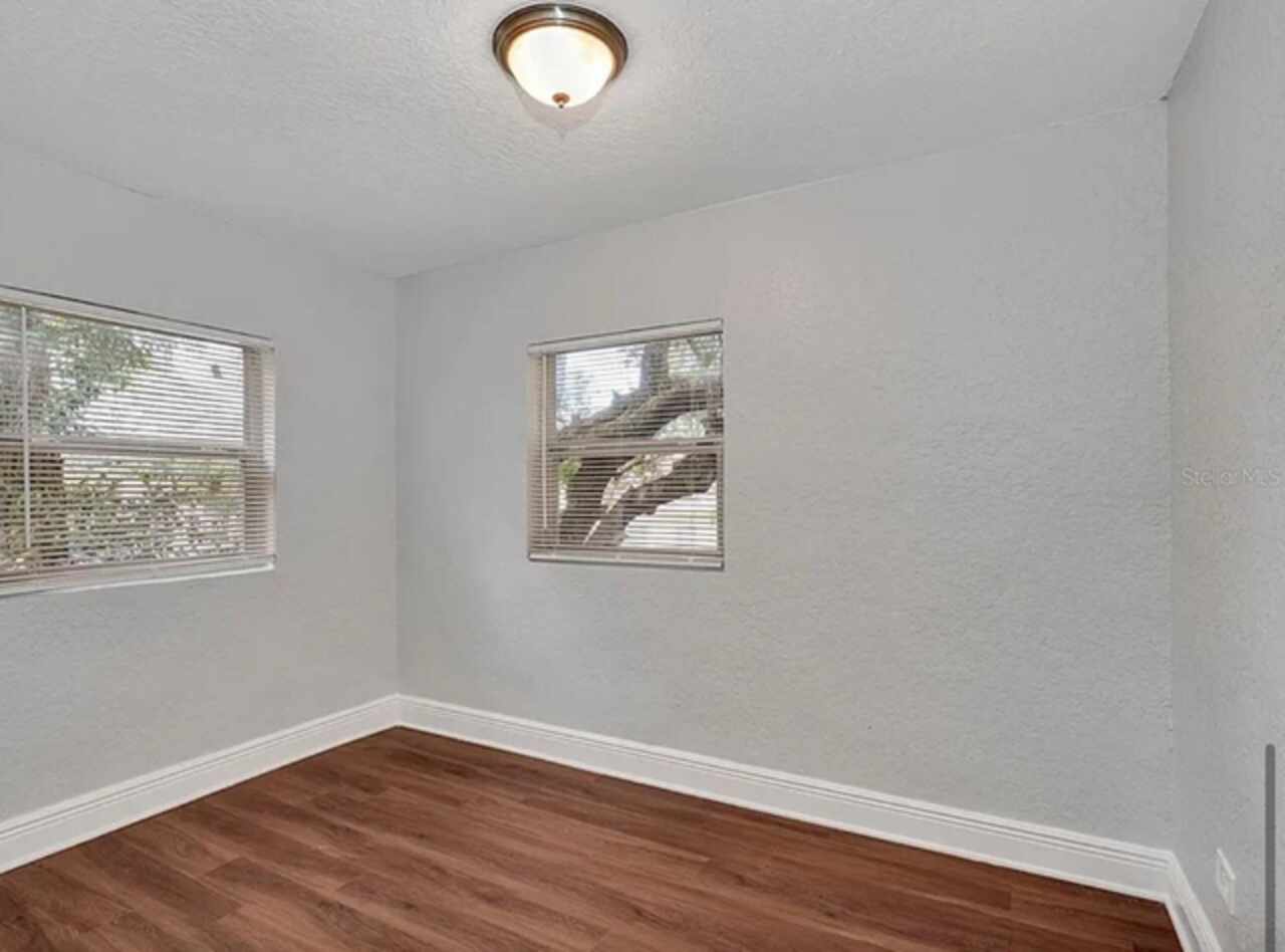 Listing Photo 7