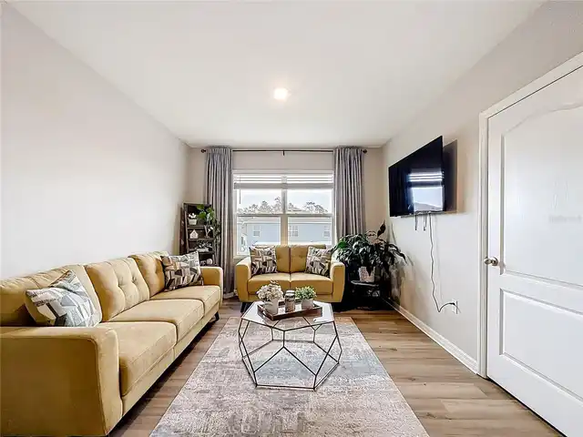 Listing Photo 26