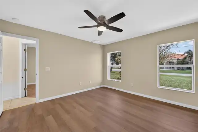 Listing Photo 25