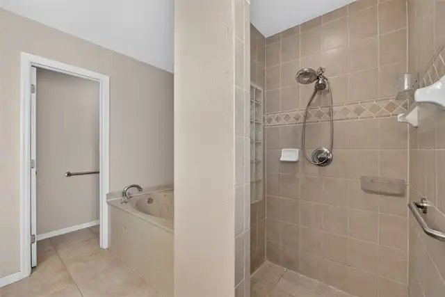 Listing Photo 31