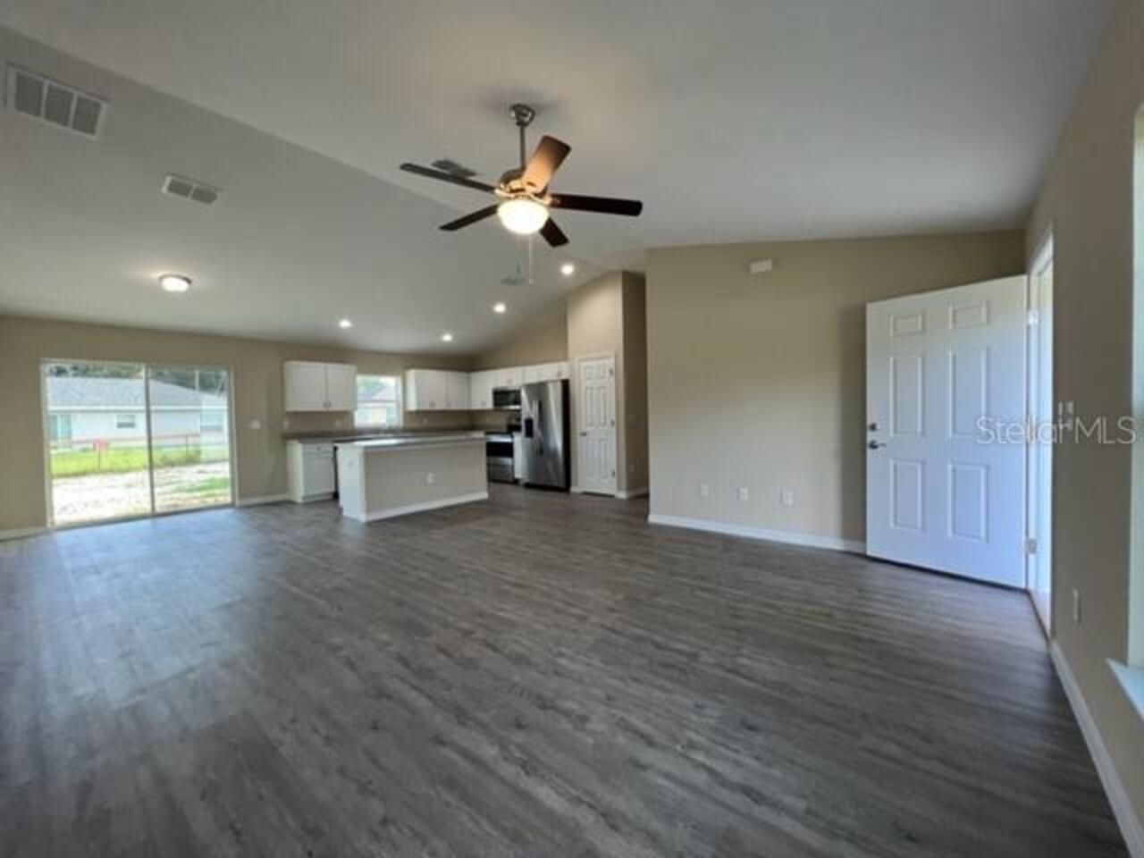 Listing Photo 7