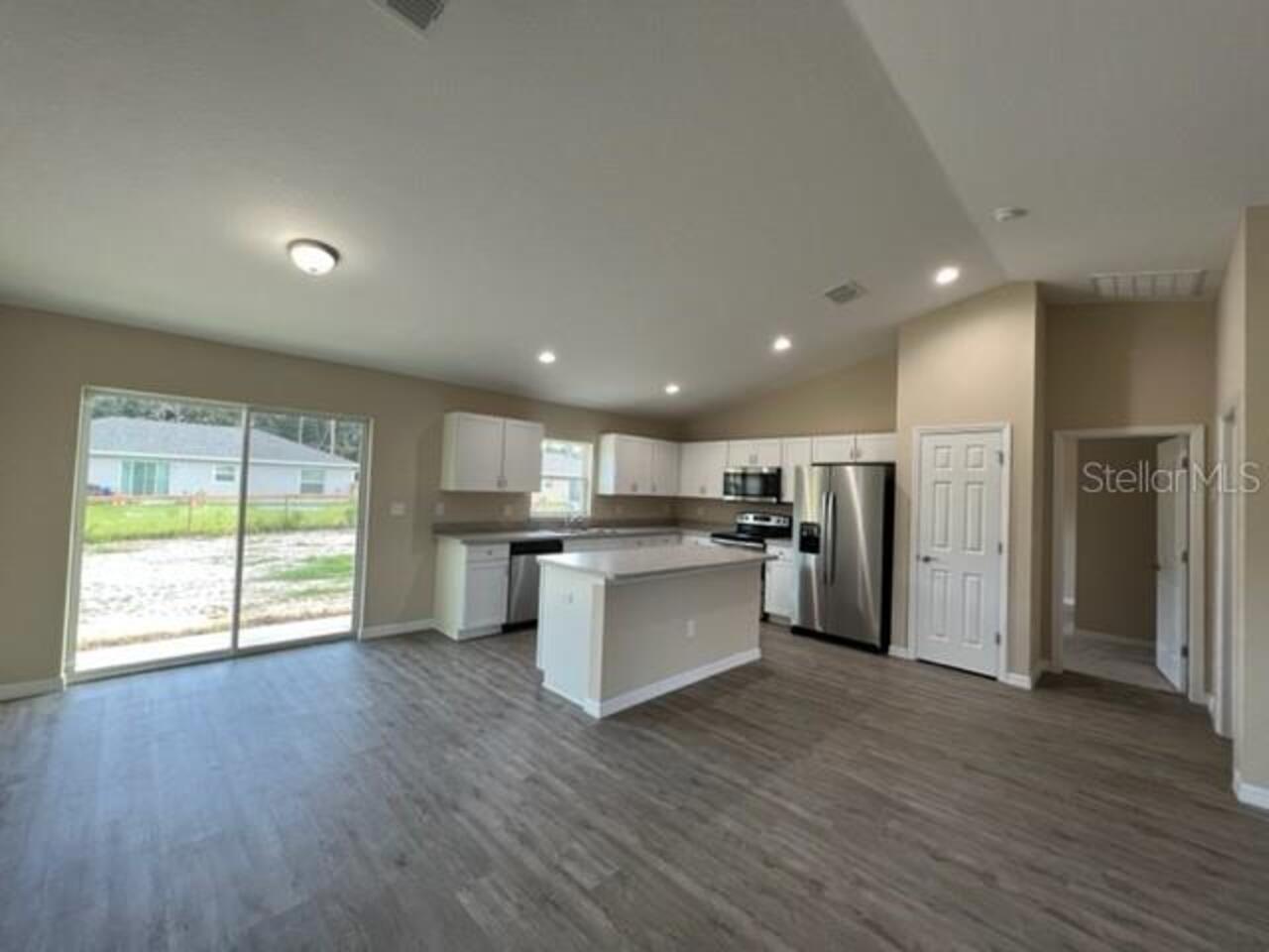 Listing Photo 9