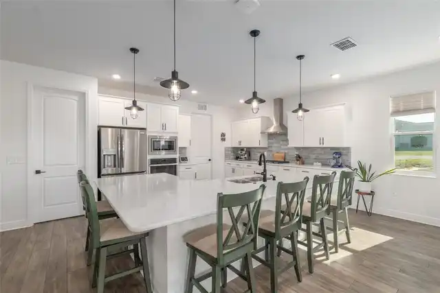Listing Photo 18