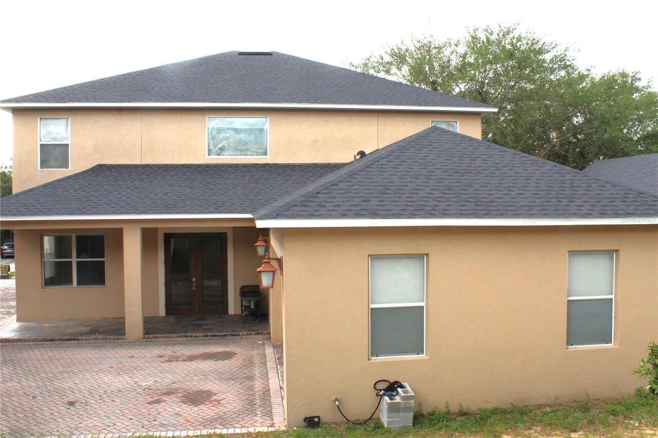 Listing Photo 9