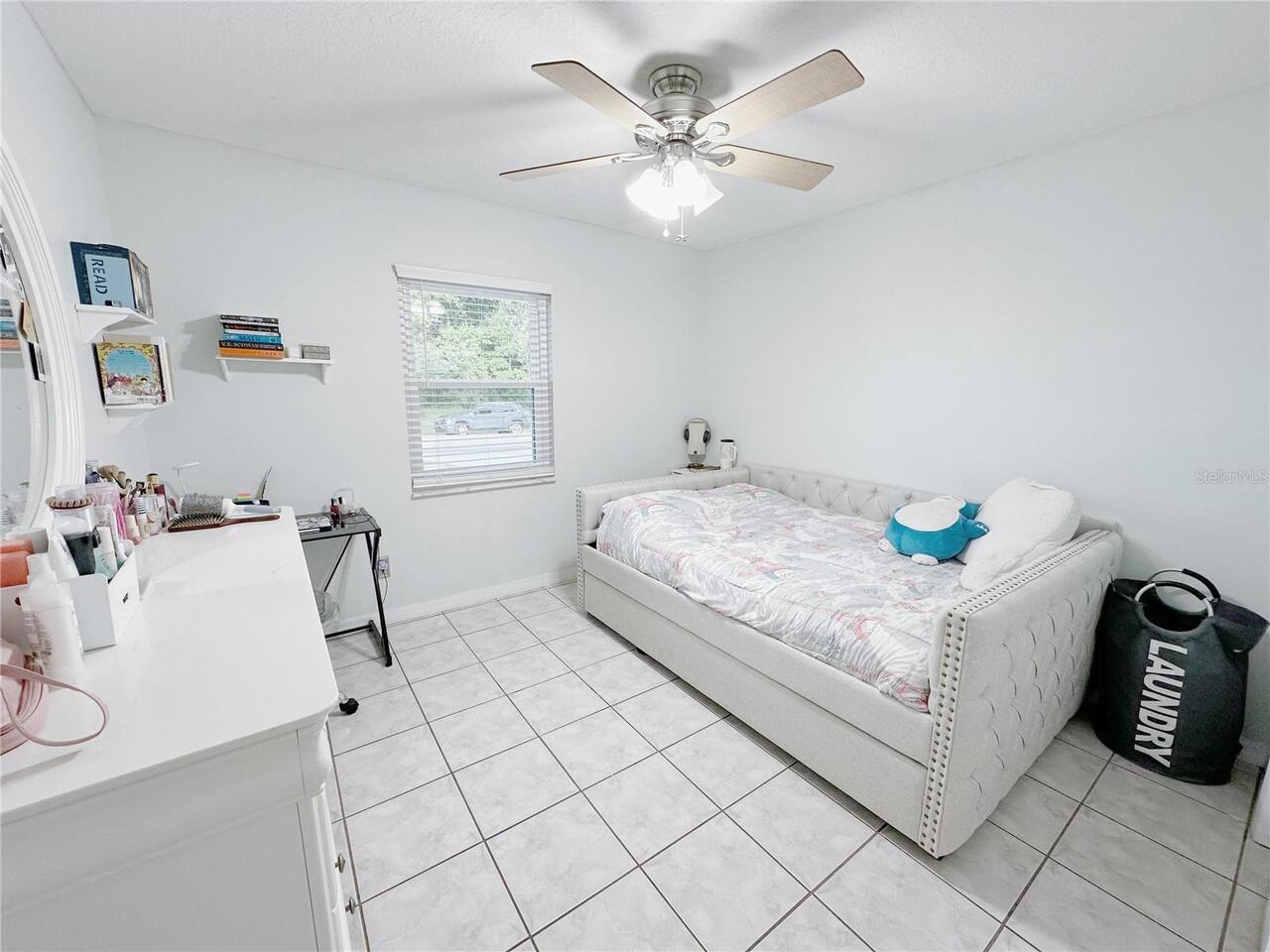 Listing Photo 12