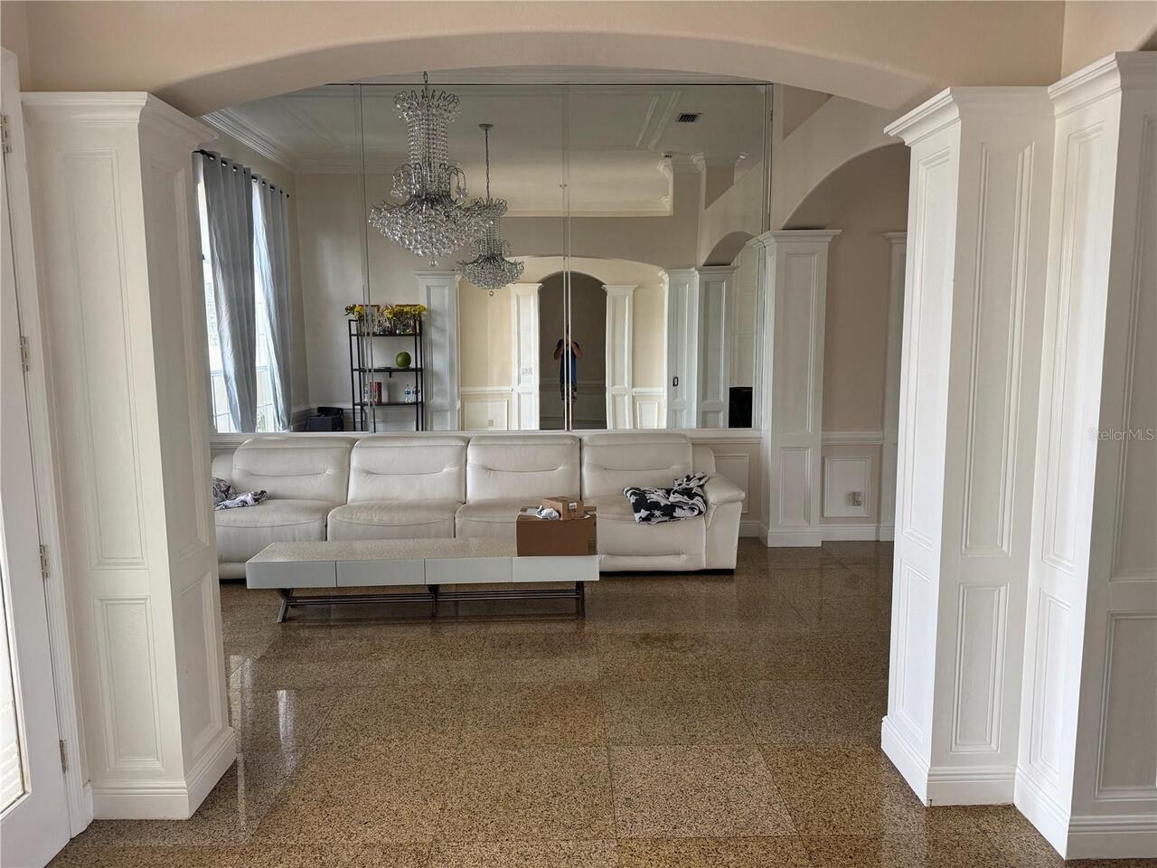 Listing Photo 12