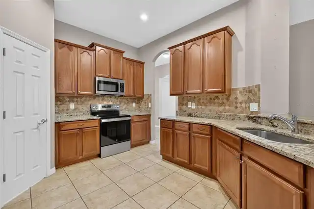Listing Photo 15