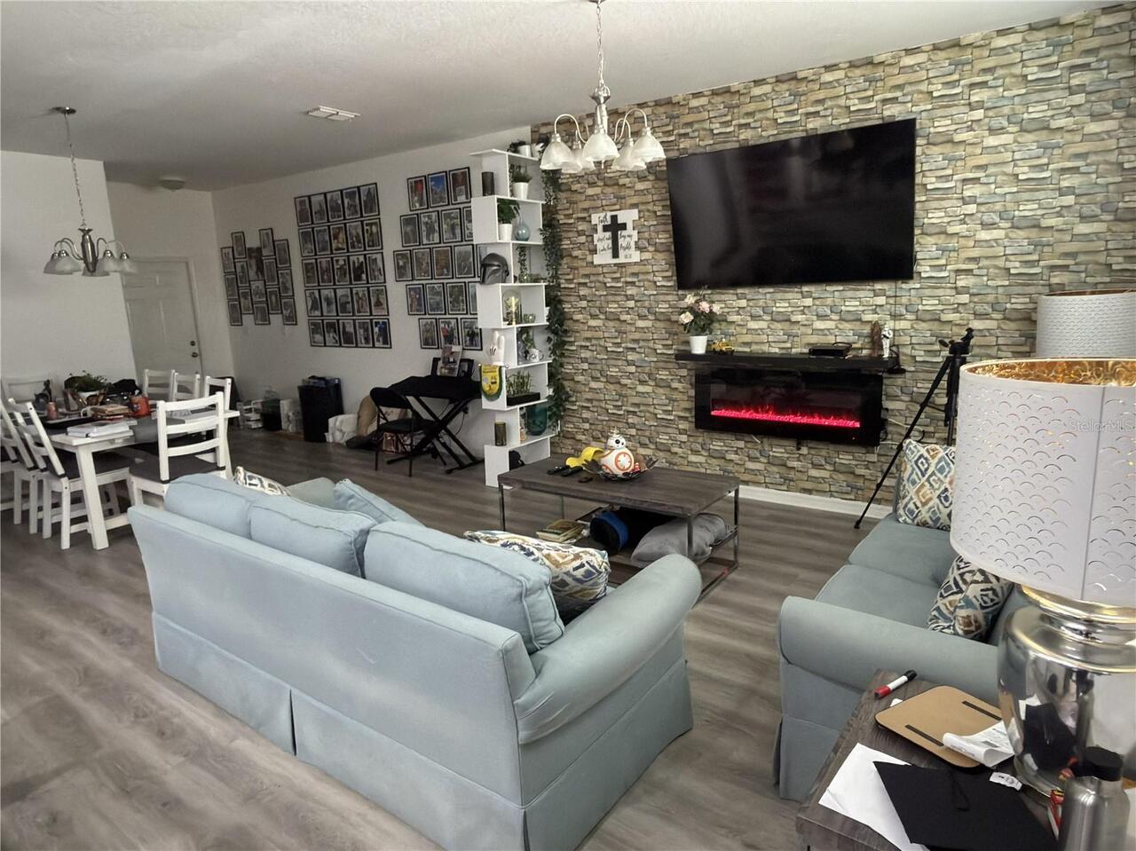 Listing Photo 8