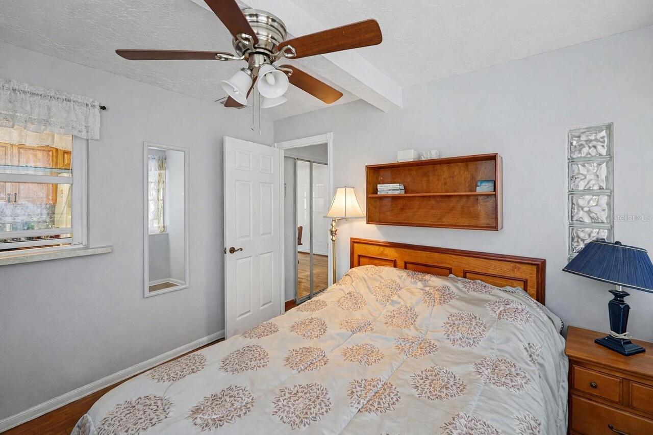 Listing Photo 14