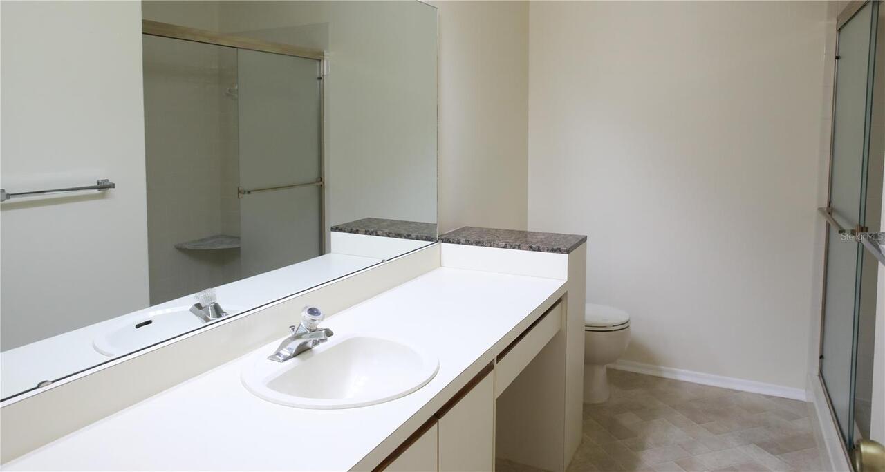 Listing Photo 14