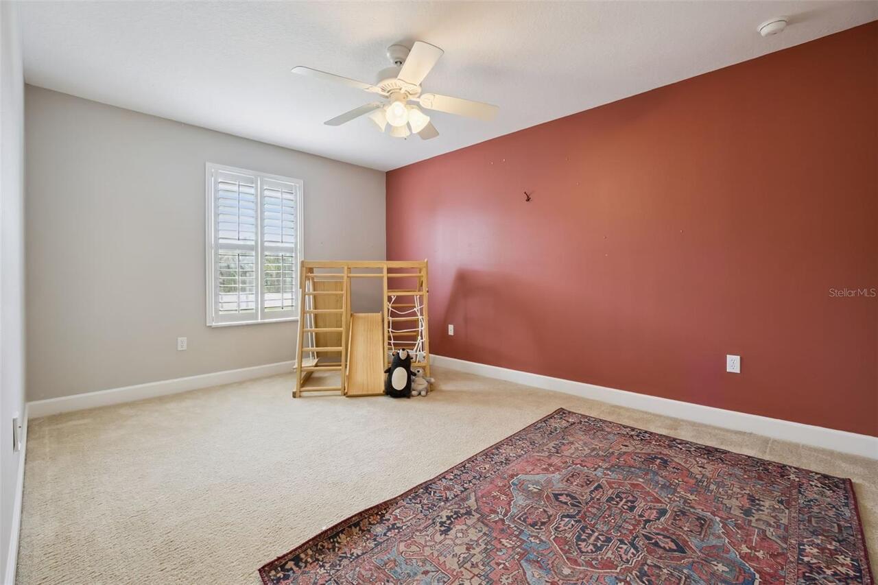 Listing Photo 32