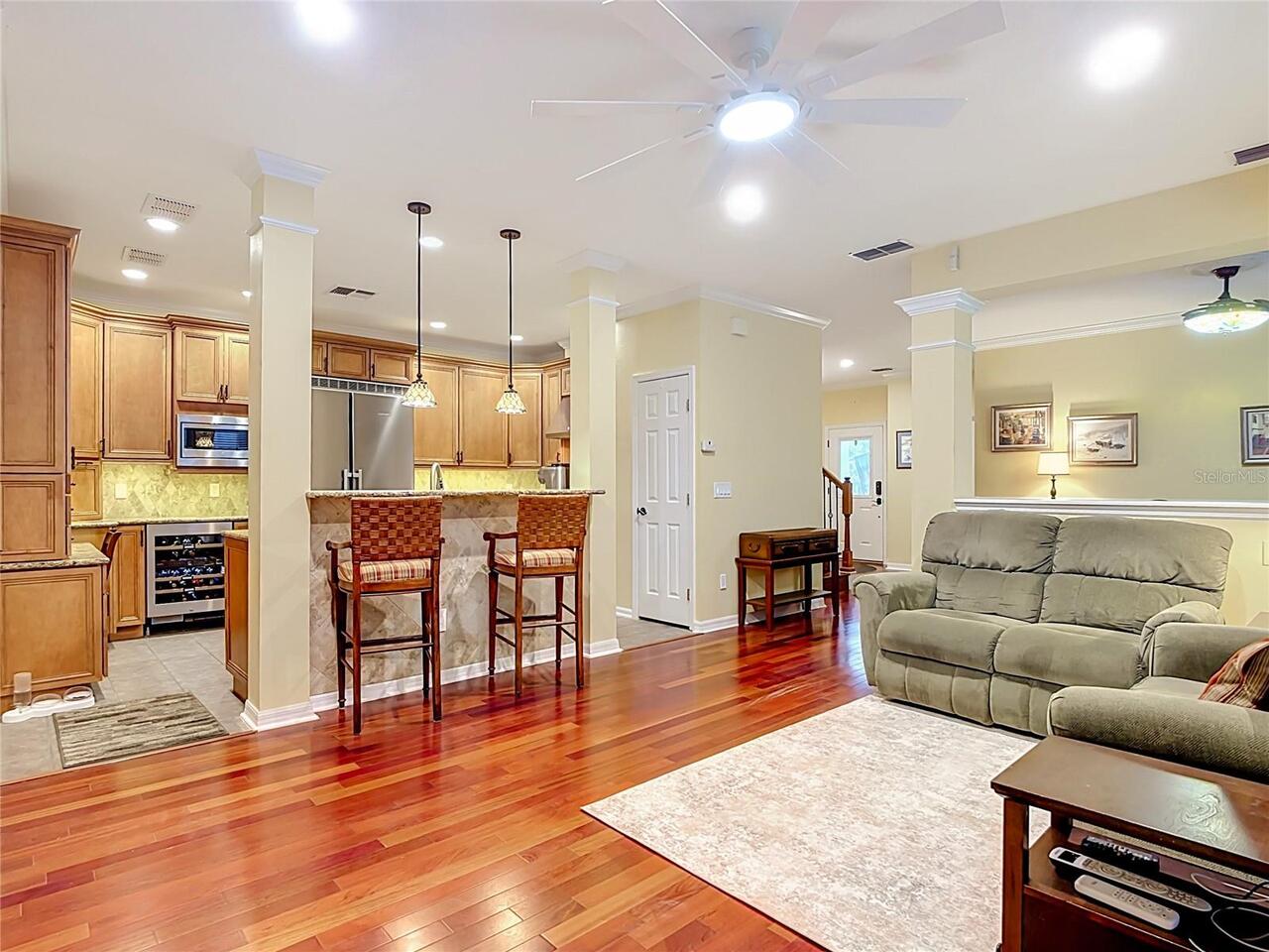 Listing Photo 12