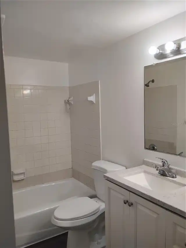 Listing Photo 7