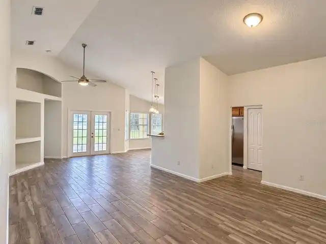 Listing Photo 7