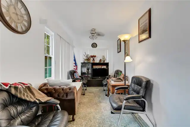 Listing Photo 18