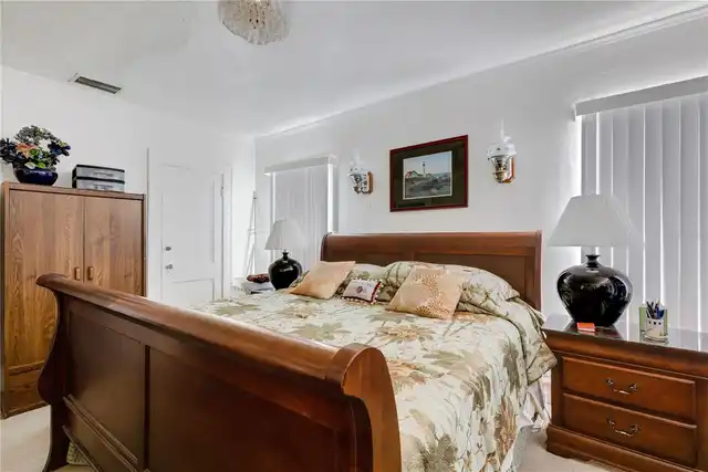 Listing Photo 22