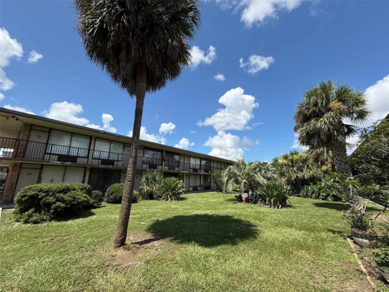 Listing Photo 11