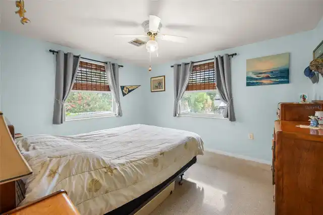 Listing Photo 15