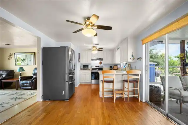Listing Photo 17