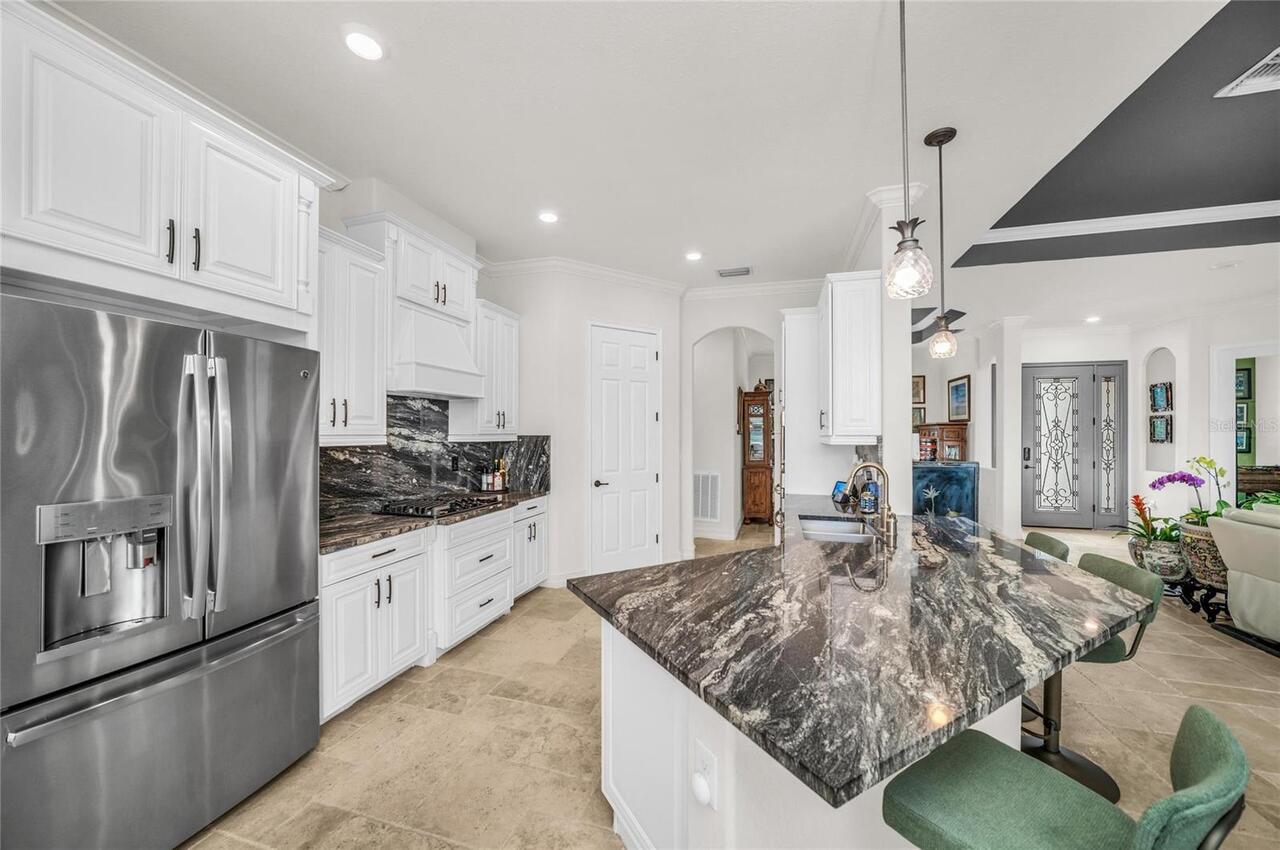 Listing Photo 15
