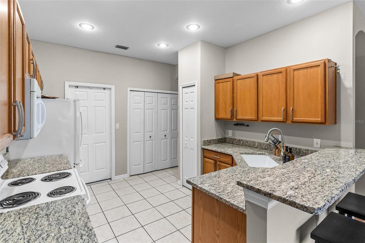 Listing Photo 8