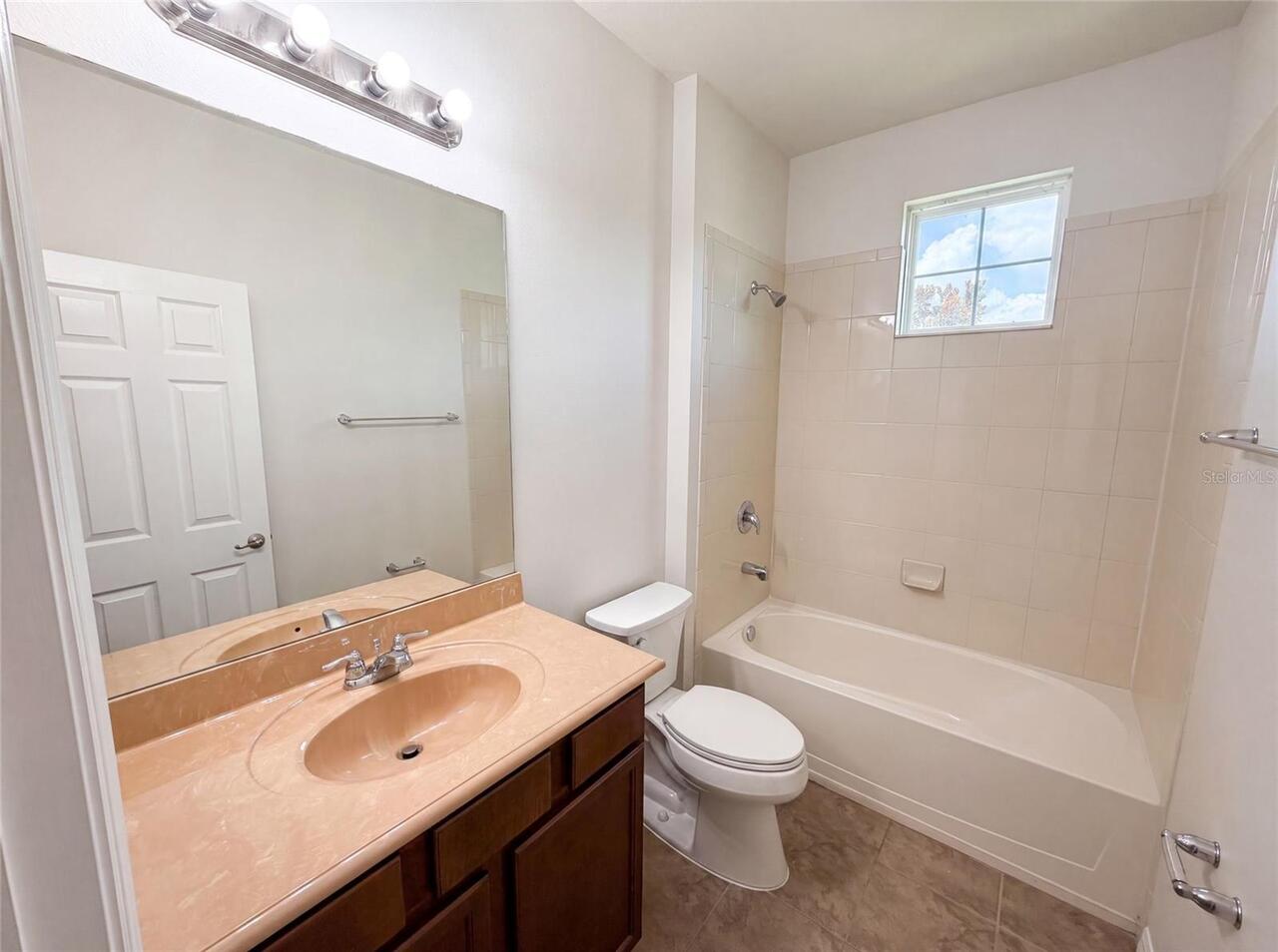 Listing Photo 33
