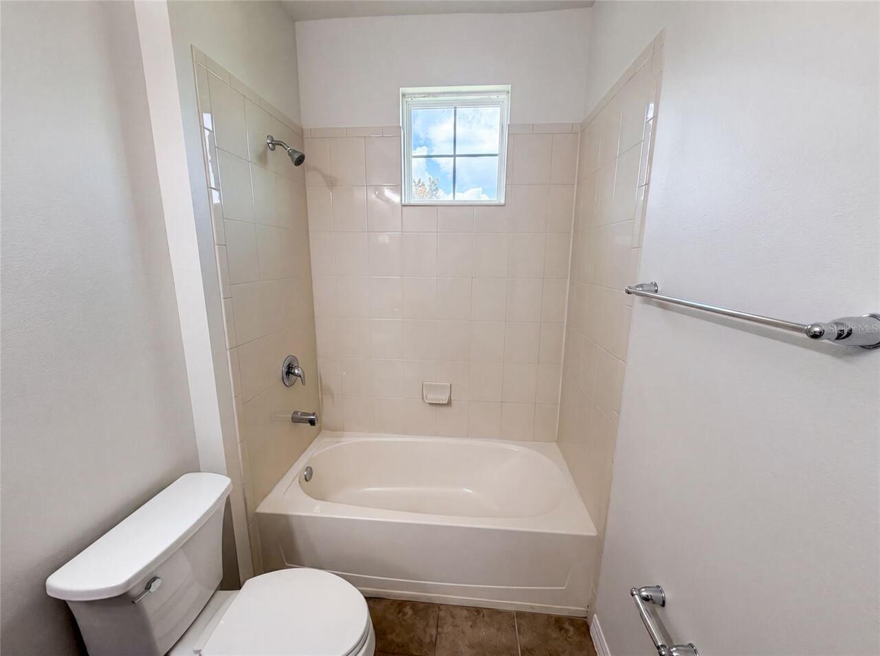 Listing Photo 34
