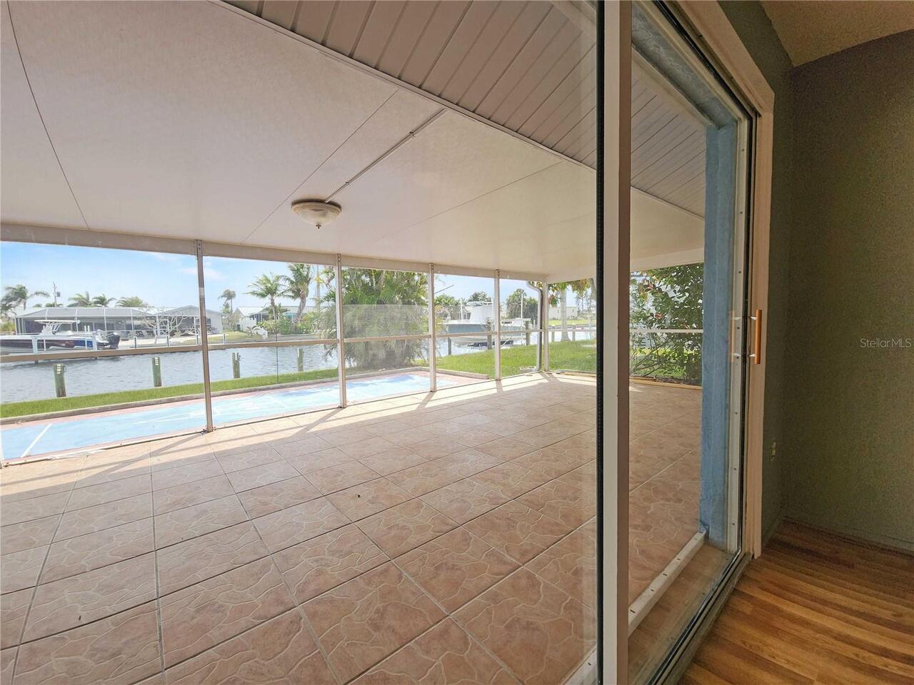 Listing Photo 12