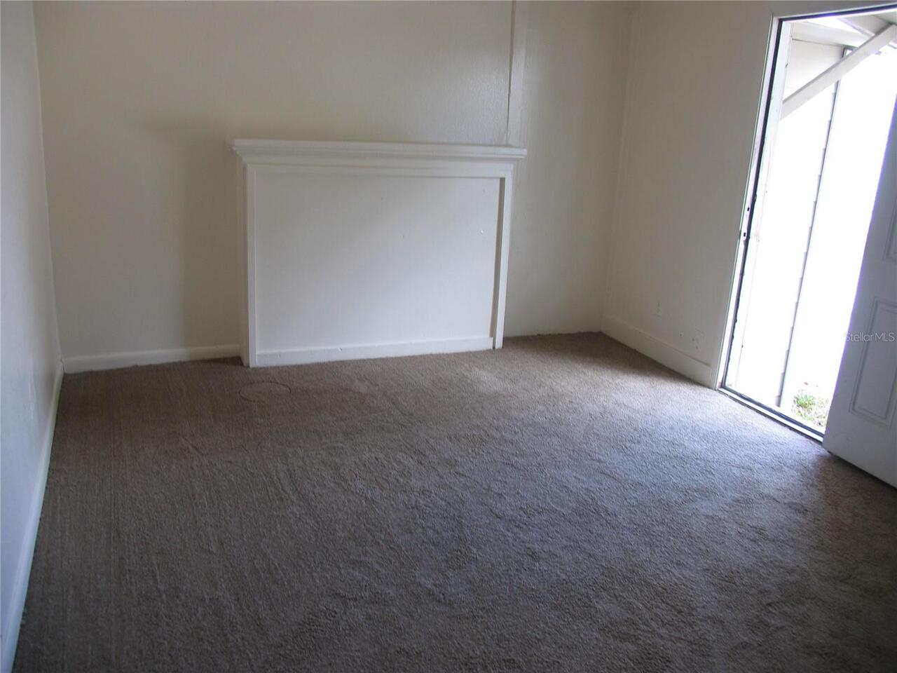 Listing Photo 9