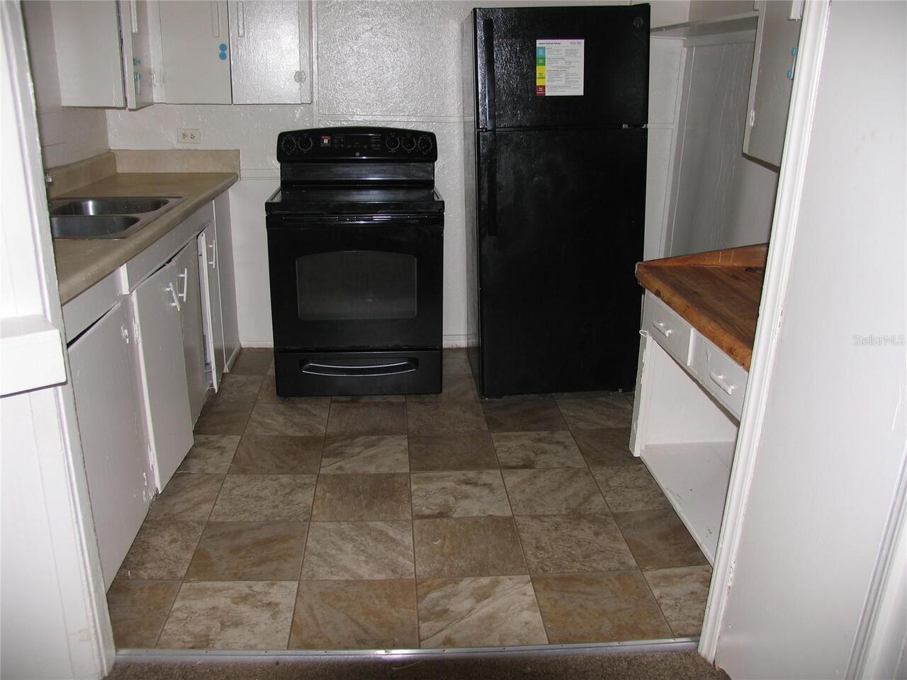 Listing Photo 10