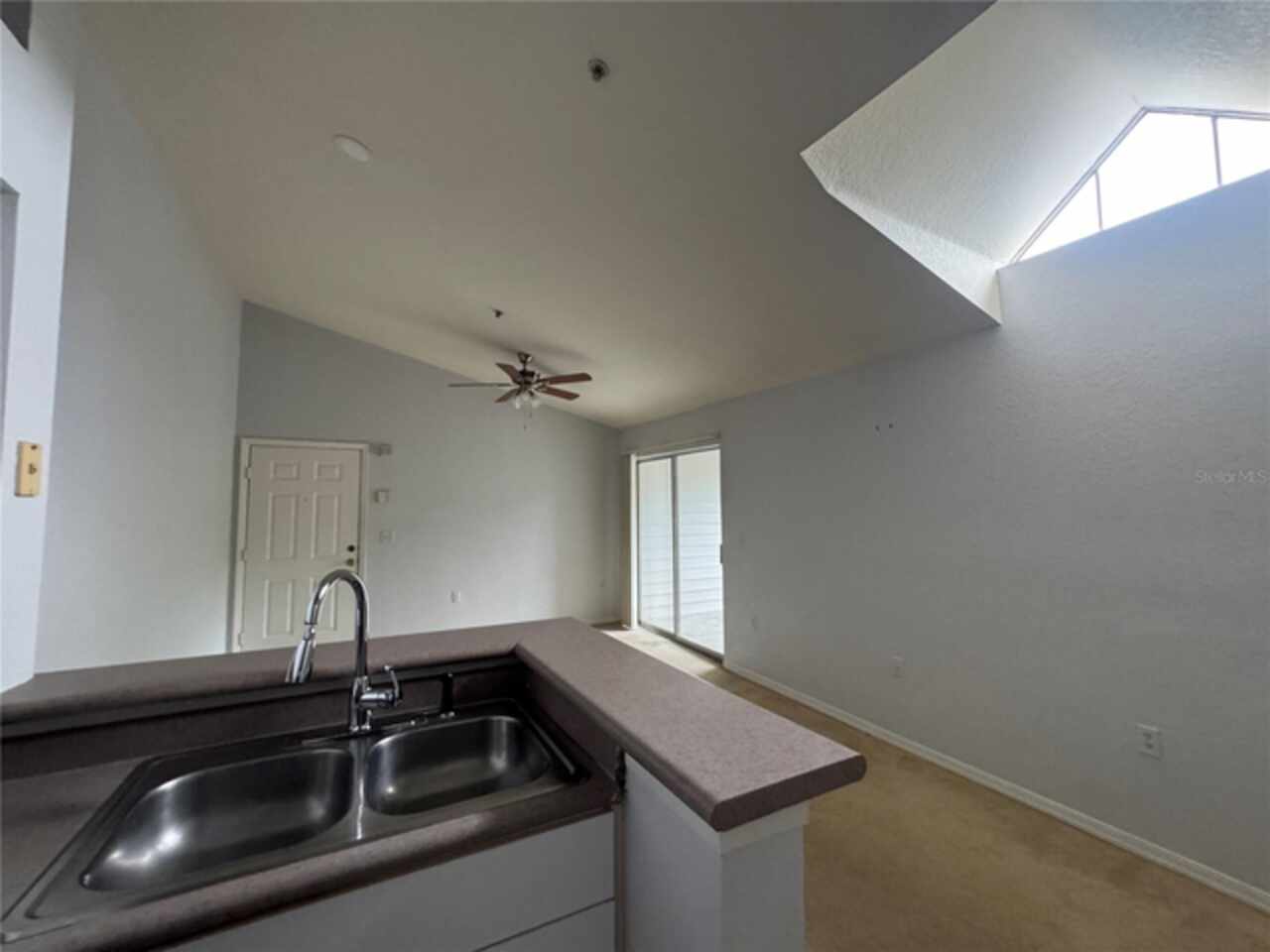 Listing Photo 7