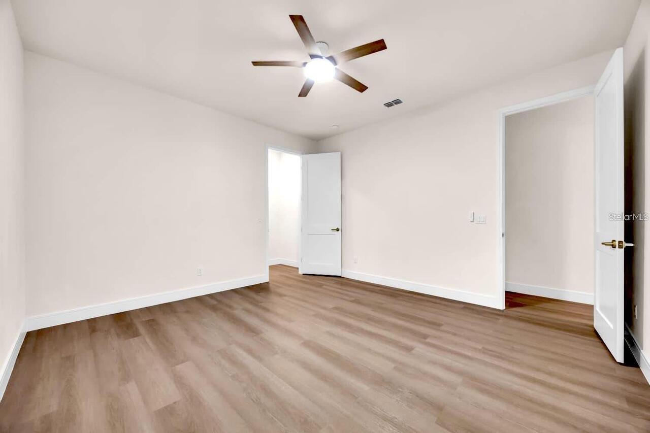 Listing Photo 23