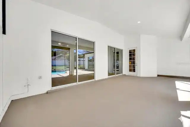 Listing Photo 32
