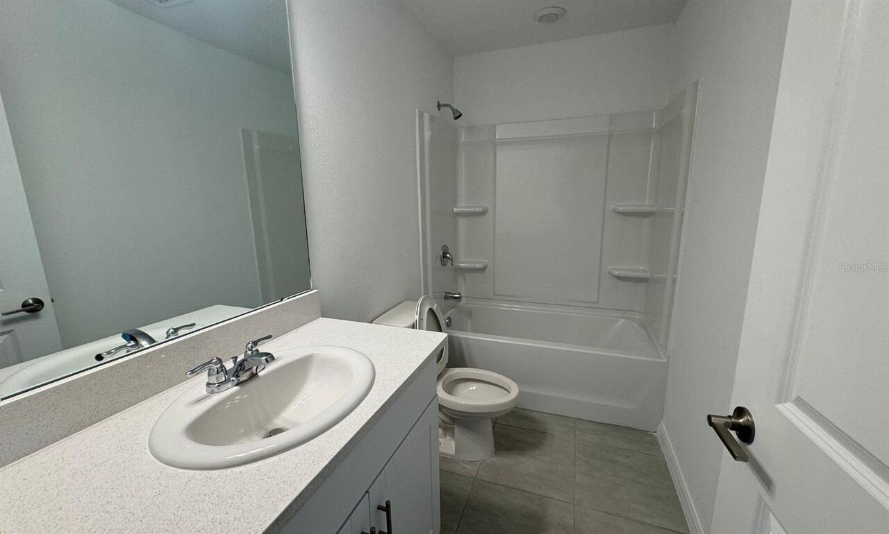 Listing Photo 14
