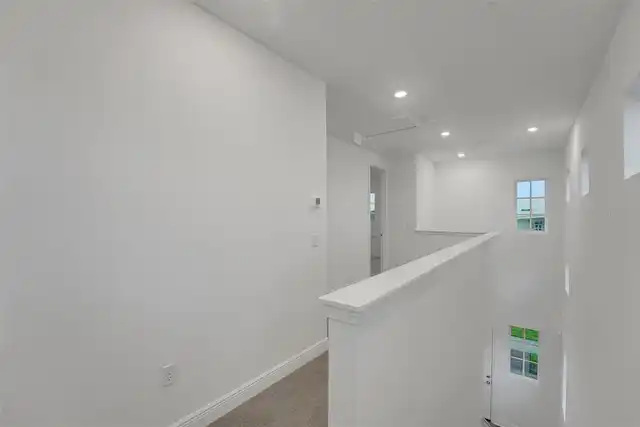Listing Photo 28